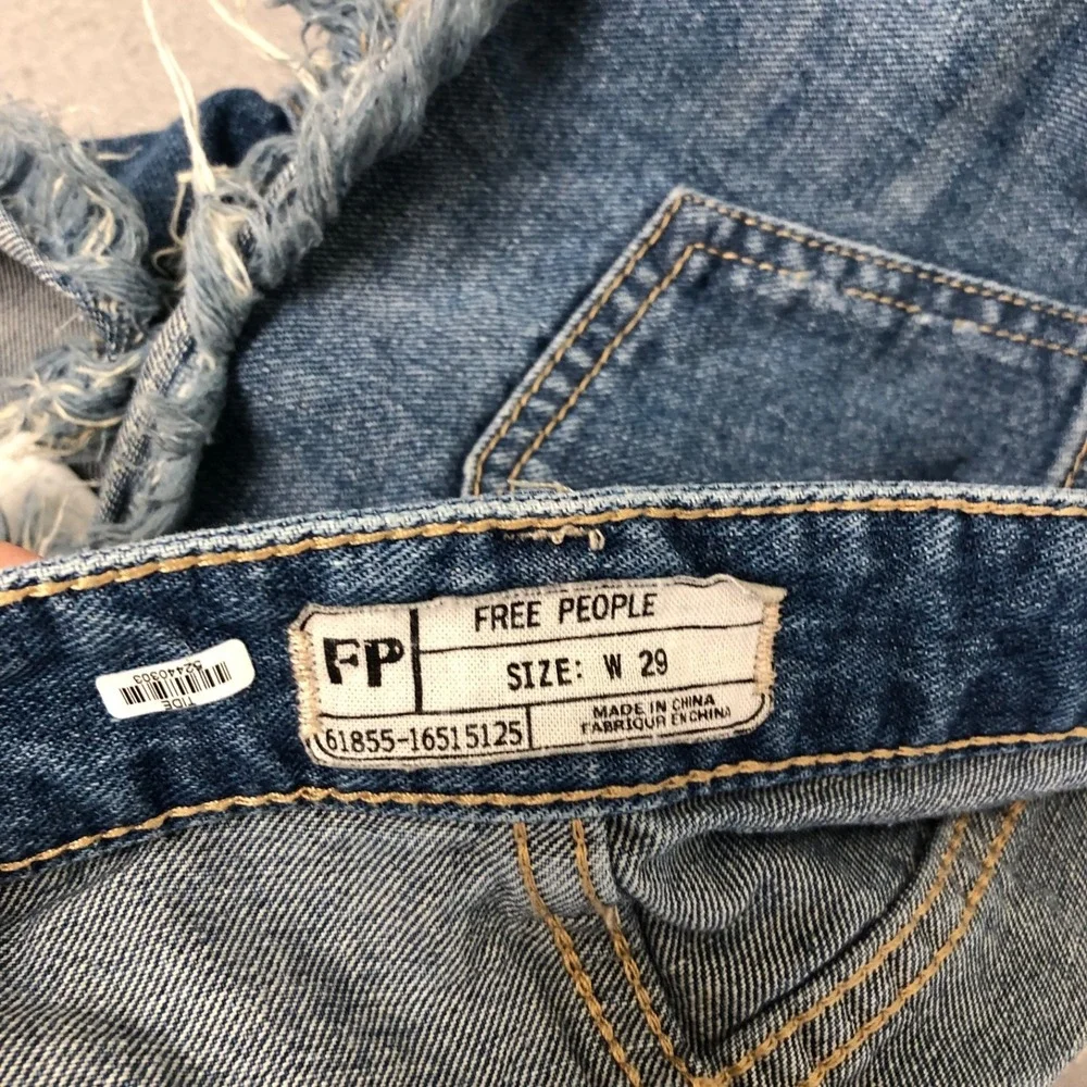 Free People Cut Off Shorts Womens 29 8 Blue Denim Distressed Festival‎ Beach